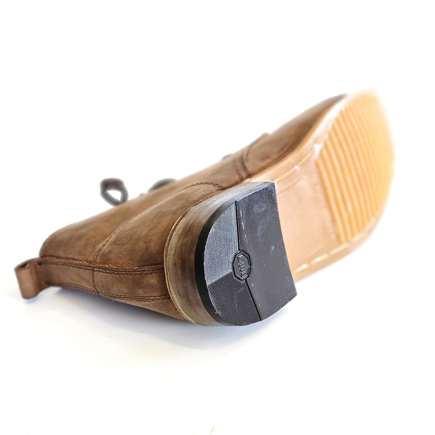 Bernett Chukka - Hello Quality Collection