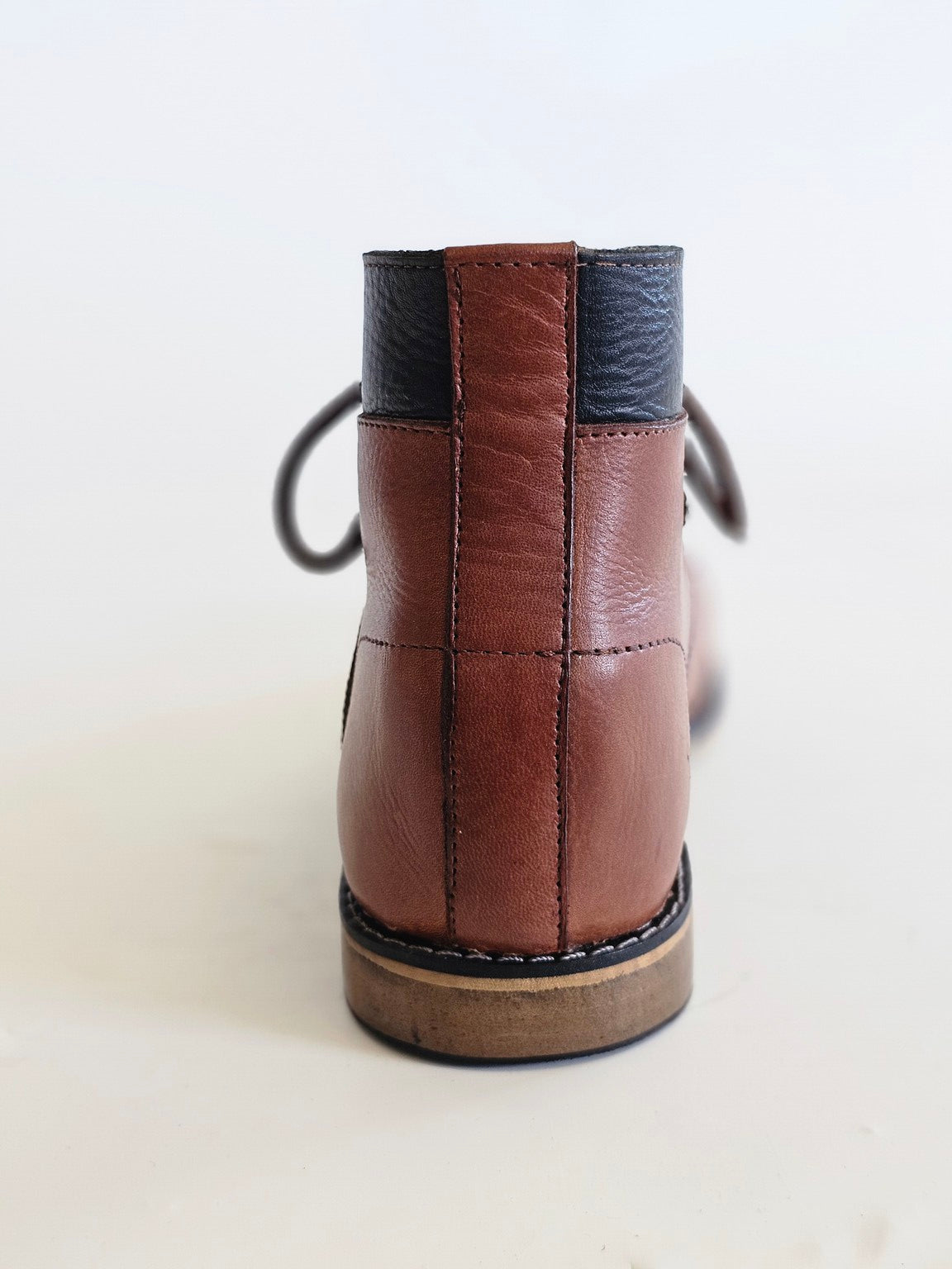 Chukka Fire - Hello Quality Collection