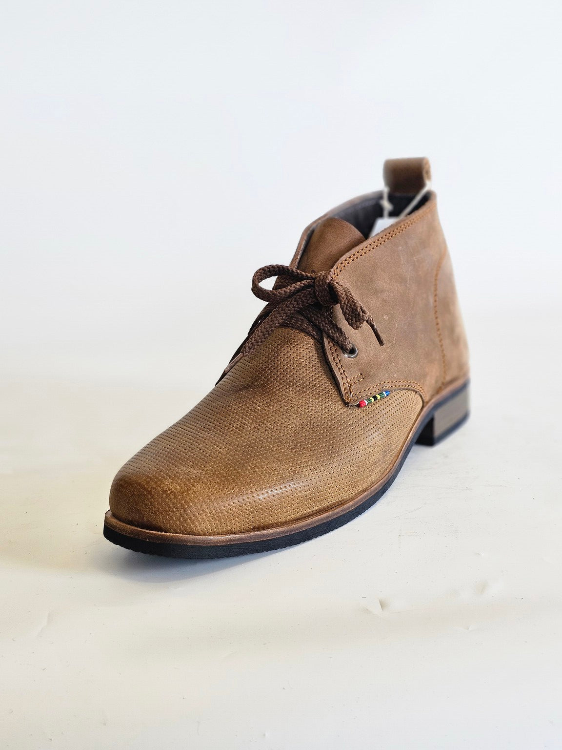 Kelvin Chukka - Hello Quality Collection
