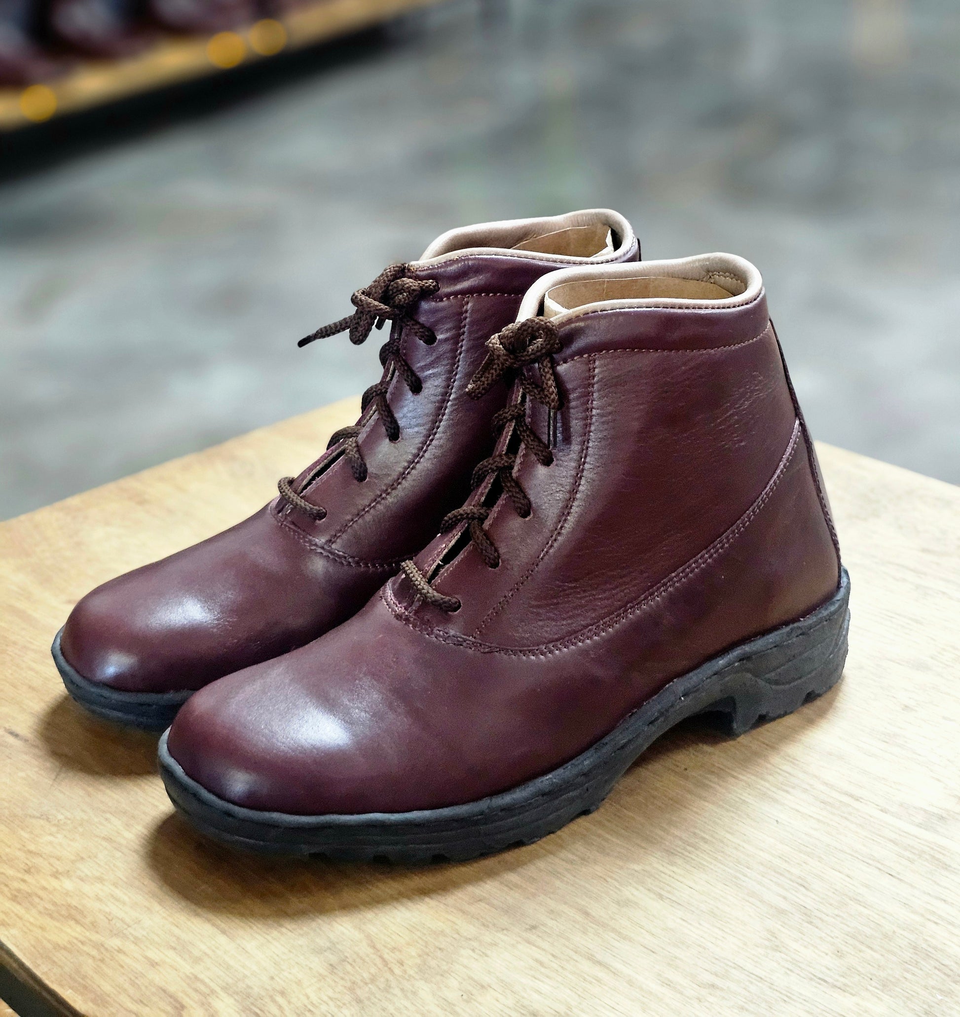 Tera Kicker Sneaker - Hello Quality Collection