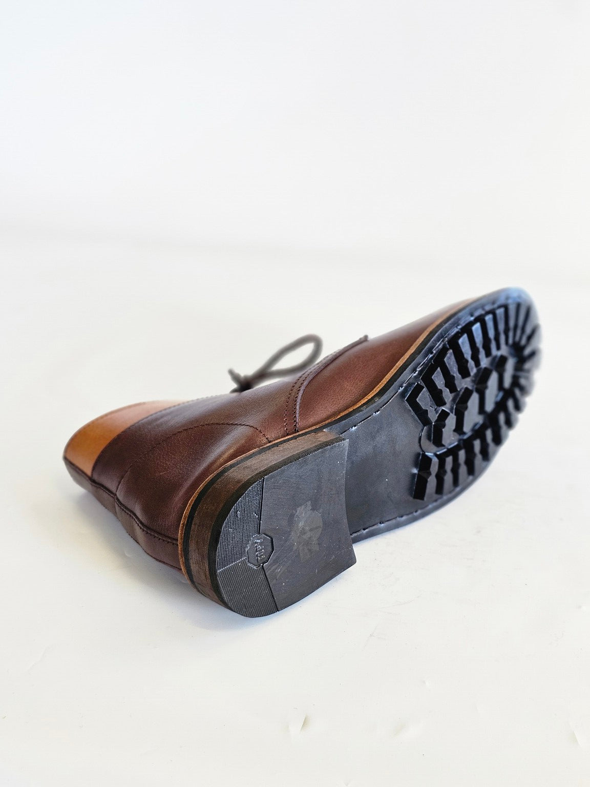 Chukka Fire - Hello Quality Collection