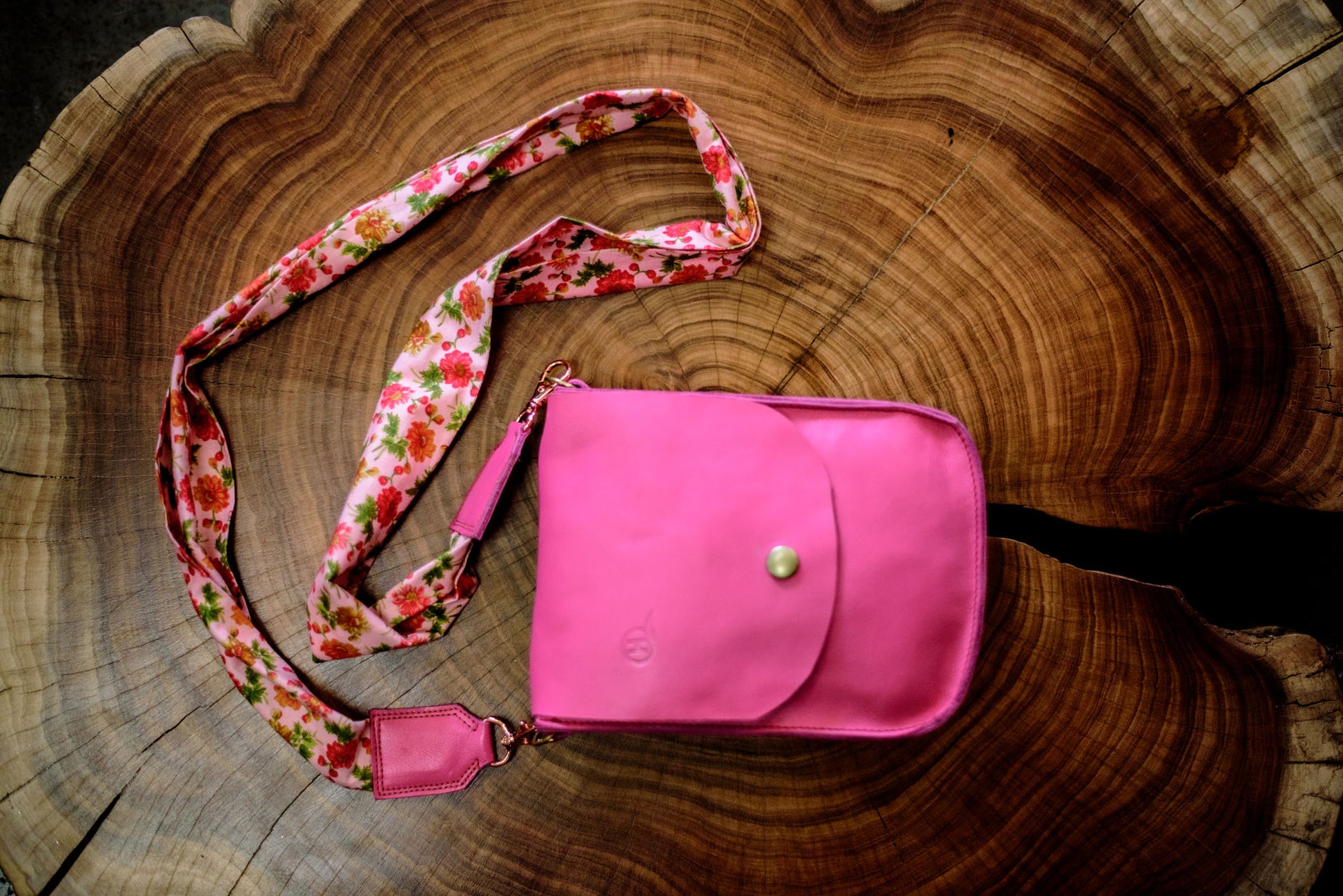 Emma Sling Bag - Hello Quality Collection