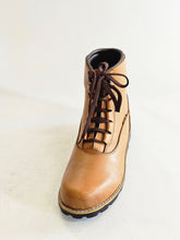 Load image into Gallery viewer, Menzi Work Boots - Hello Quality Collection
