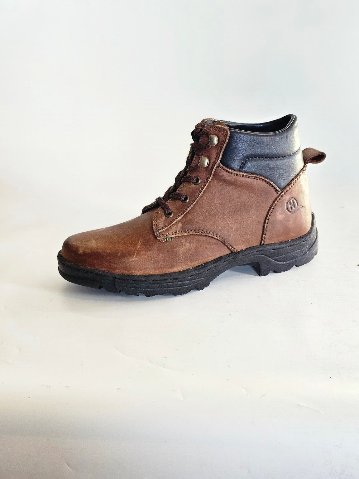 HQE Yaku - Hello Quality Collection